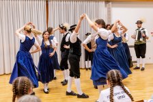 01.03.2025 Volkstanzabend